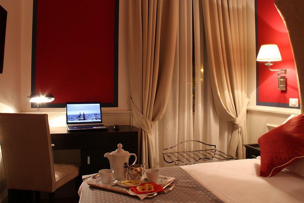 Hotel Bologna ***S Verona Buitenkant foto